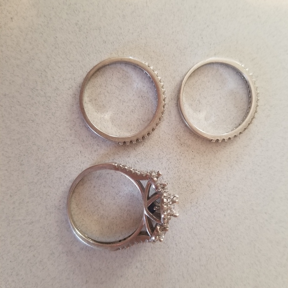 3 PC Wedding Set - Picture 2 of 5